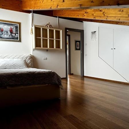 Joy Apartment Mezzegra Dış mekan fotoğraf
