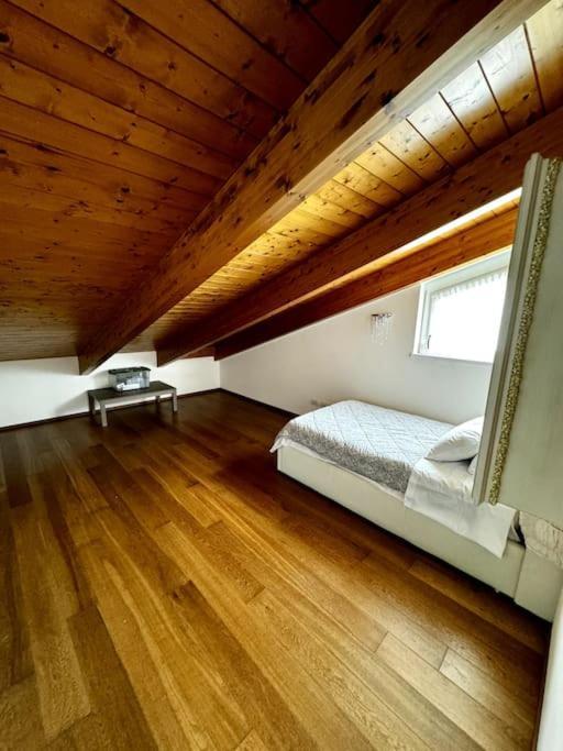 Joy Apartment Mezzegra Dış mekan fotoğraf